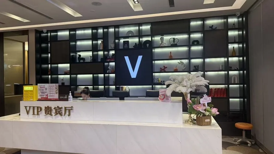 重庆当代整形:油痘肌自救指南,别再被“烂脸”绑架