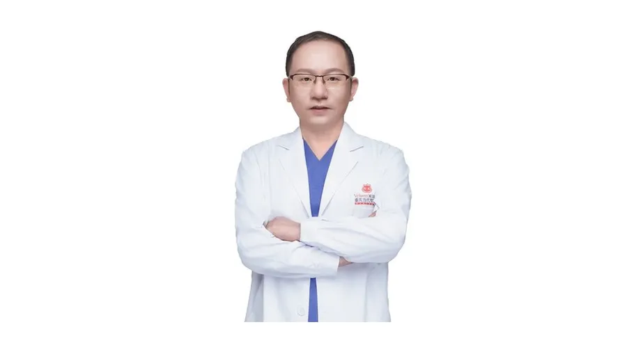 重庆当代整形阿尔法显微眼修复｜邹大龙谈双眼皮修复