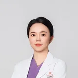 汪芸 注射美容副主任 · 主治医师 形象照